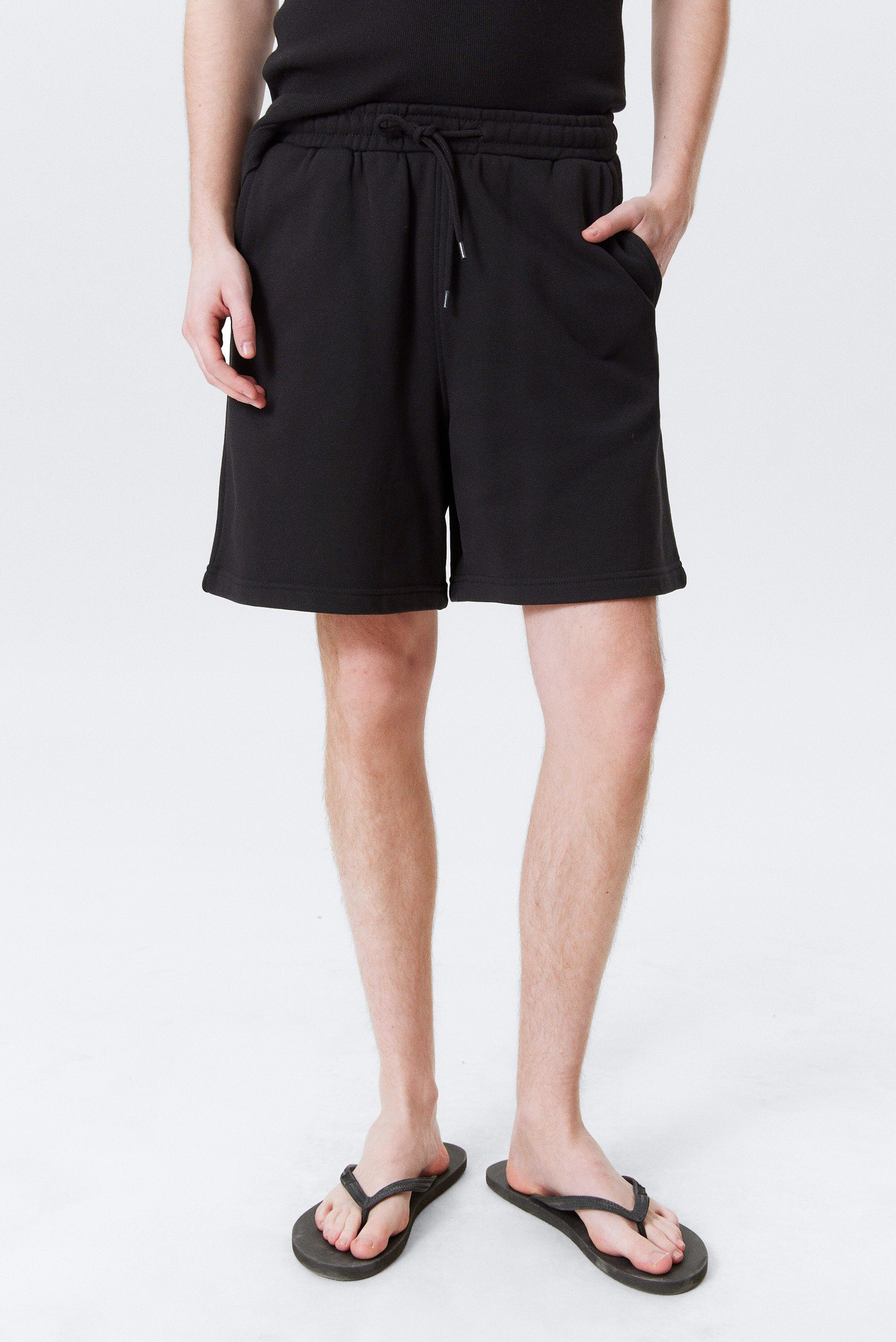 relaxed terry shorts - Black | Weekday WW