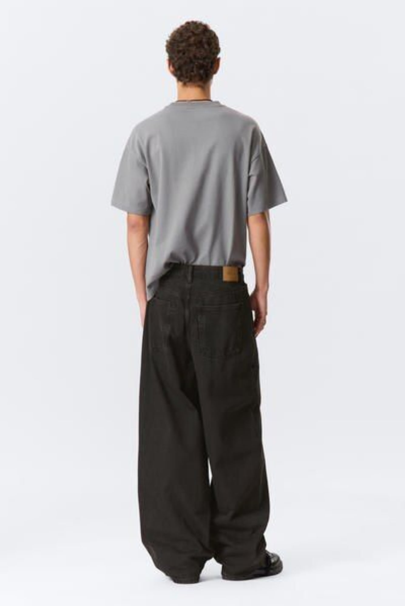 astro loose baggy leg jeans - Tuned Black - Black | Weekday WW