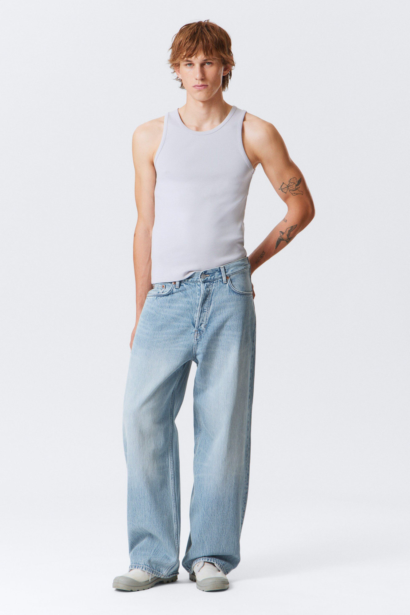 【WEEKDAY】ASTRO LOOSE BAGGY JEANS astro loose baggy leg jeans - Tuned Black - Black | Weekday WW