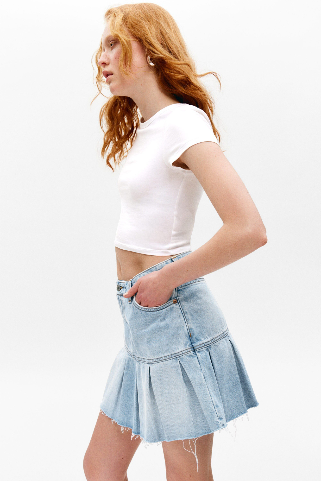 pleated mini denim skirt - Fresh Blue - Light Blue | Monki WW