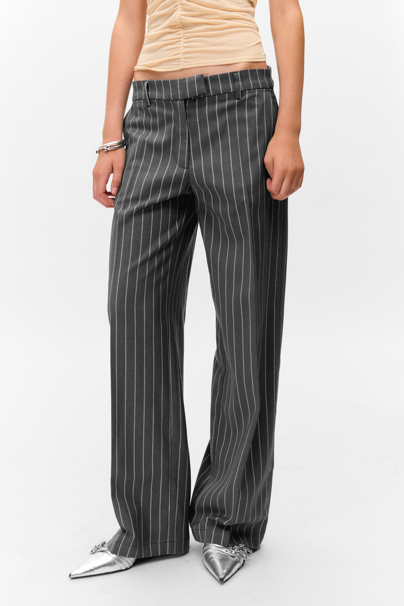 low waisted pleated suiting trousers - Striped Dark Grey