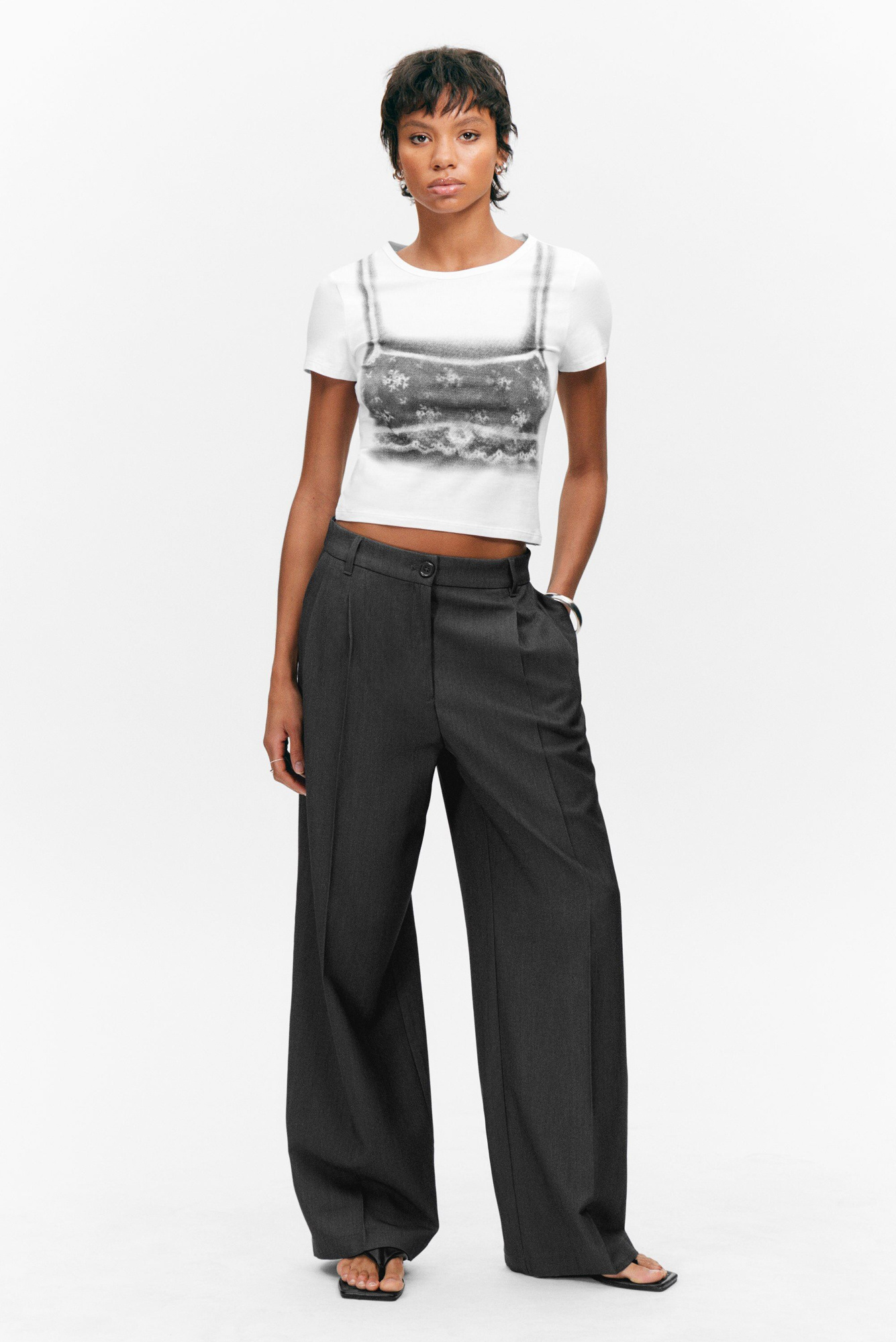 パンツ grey wide slacks wide leg trousers - Dark grey | Monki WW