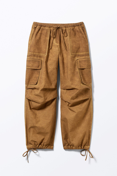 relaxed cotton cargo trousers - Washed Brown | Monki WW