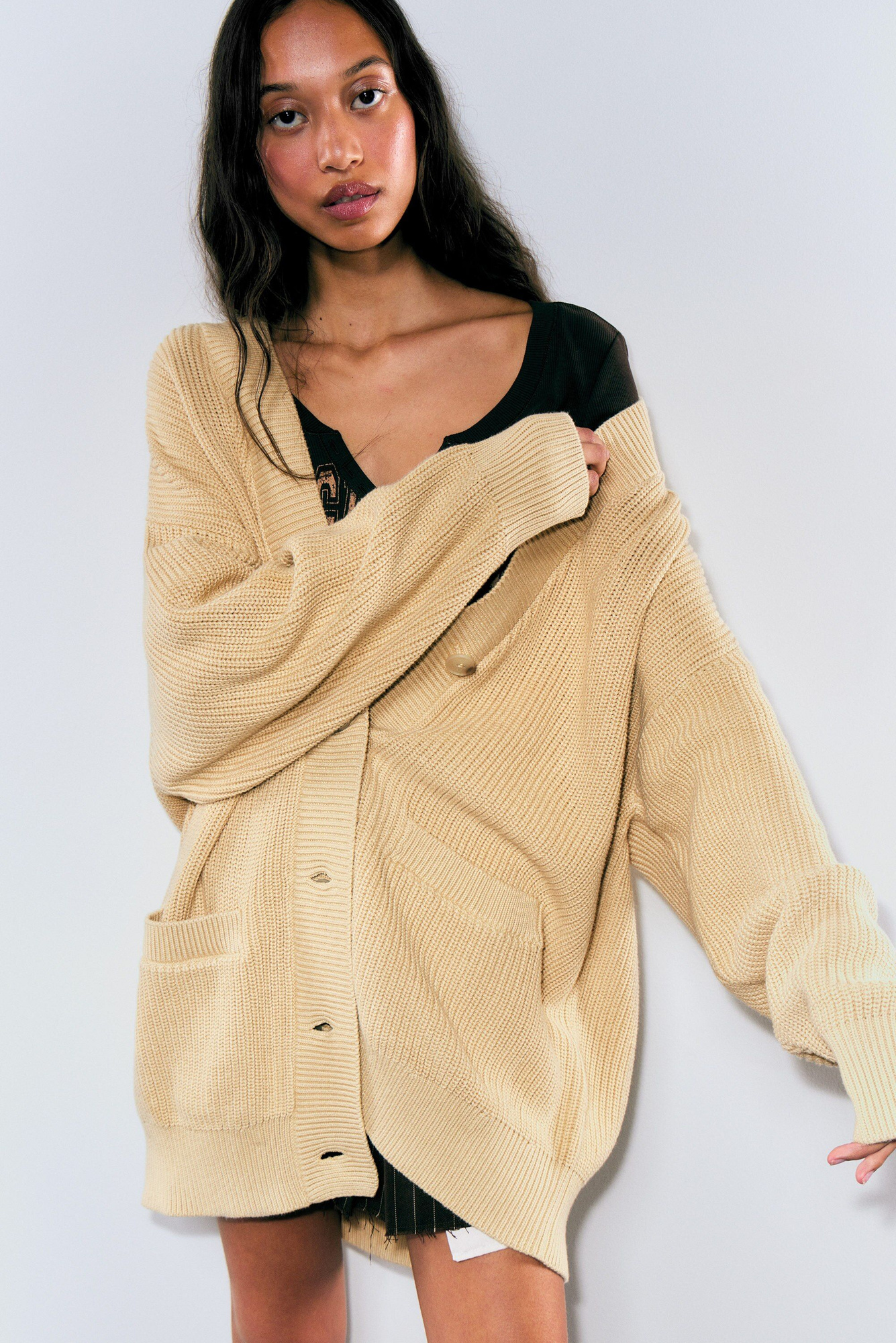 【map.】COTTON V NECK CARDIGAN / BEIGE oversized v-neck cotton knit cardigan - Beige | Monki GB