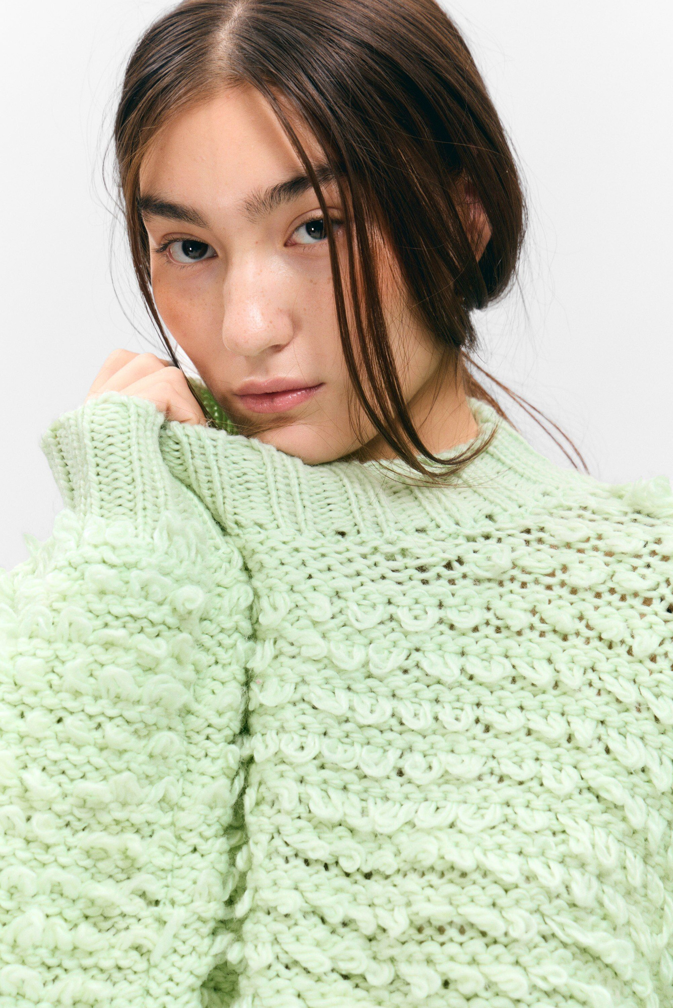 textured loop knit sweater - Light Green | Monki WW